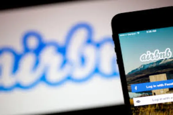 Tech Revolution: How Apps Changed Black Friday Hotel Booking