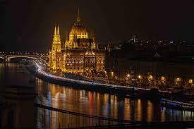 How to start a bachelor party night in Budapest the smart way